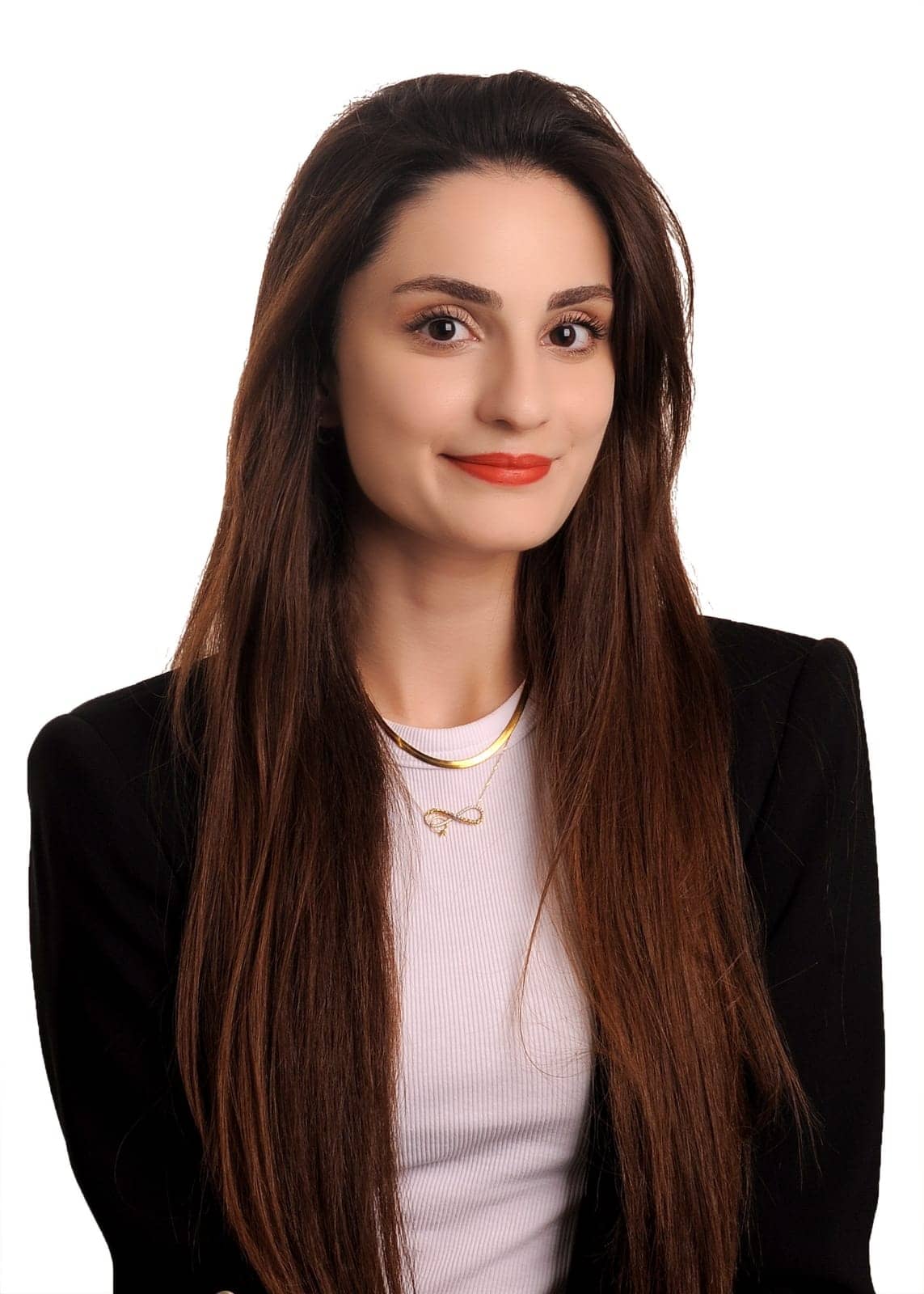 Psikolog Helin ELHÜSEYNİ